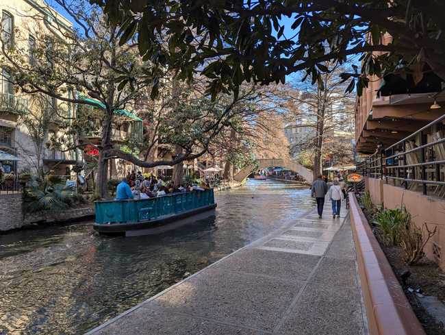 I could copy and paste the description from the previous picture.