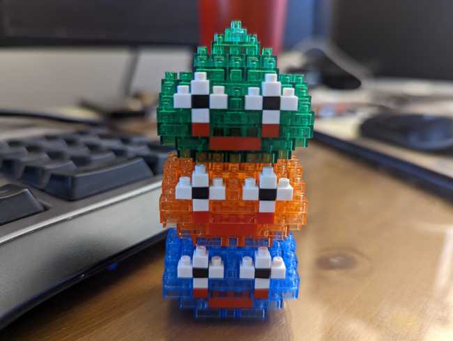 A stack of slimes from Dragon Quest made out of mini-Legos.